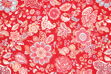 Load image into Gallery viewer, BERRY - Red Quilt With Flowers
