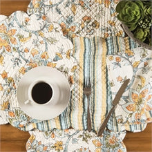 Load image into Gallery viewer, Ainsley Table Runner

